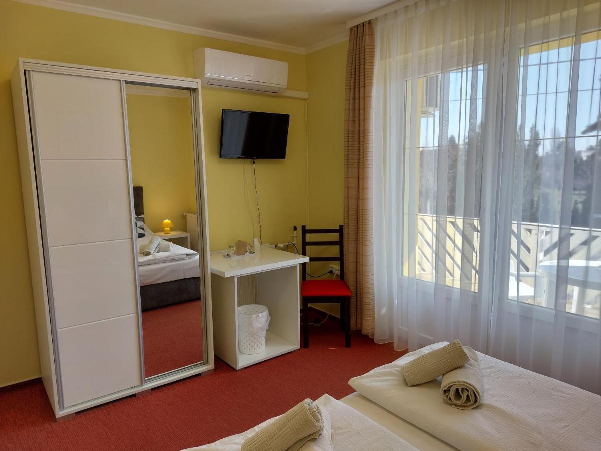 Barbara Wellness Pension Кестхей Экстерьер фото