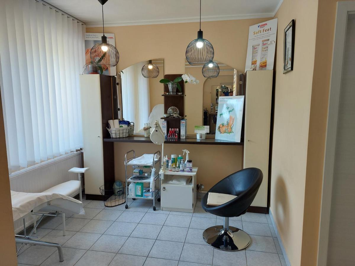 Barbara Wellness Pension Кестхей Экстерьер фото